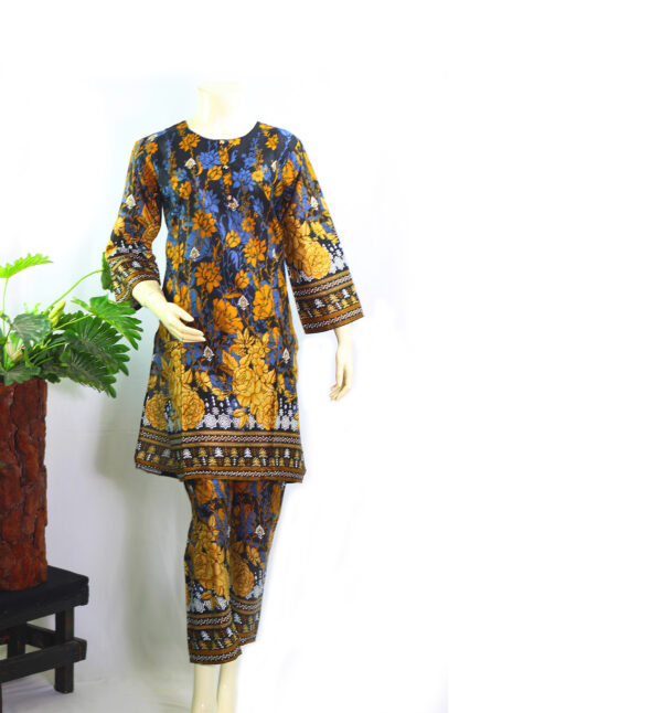Lawn Dress - Floral Printed 2 PC Stitched Shirt & Trouser - Black Colour
